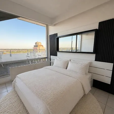 Exklusives Penthouse Duesseldorf 180qm Panorama Sauna Fitness Naehe Duesseldorf Messe Airport Ideal Fuer Gruppen, Shootings, Content Creator * ניאוס