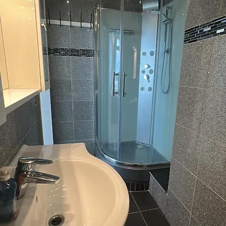 דירה Exklusives Penthouse Duesseldorf 180qm Panorama Sauna Fitness Naehe Duesseldorf Messe Airport Ideal Fuer Gruppen, Shootings, Content Creator