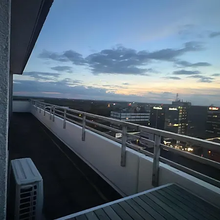 Exklusives Penthouse Duesseldorf 180qm Panorama Sauna Fitness Naehe Duesseldorf Messe Airport Ideal Fuer Gruppen, Shootings, Content Creator *