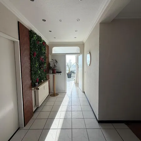Exklusives Penthouse Duesseldorf 180qm Panorama Sauna Fitness Naehe Duesseldorf Messe Airport Ideal Fuer Gruppen, Shootings, Content Creator