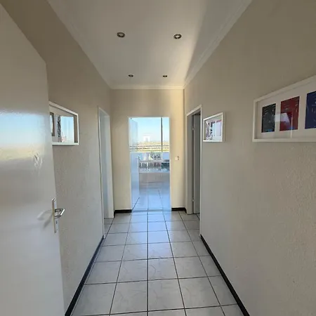 Exklusives Penthouse Duesseldorf 180qm Panorama Sauna Fitness Naehe Duesseldorf Messe Airport Ideal Fuer Gruppen, Shootings, Content Creator