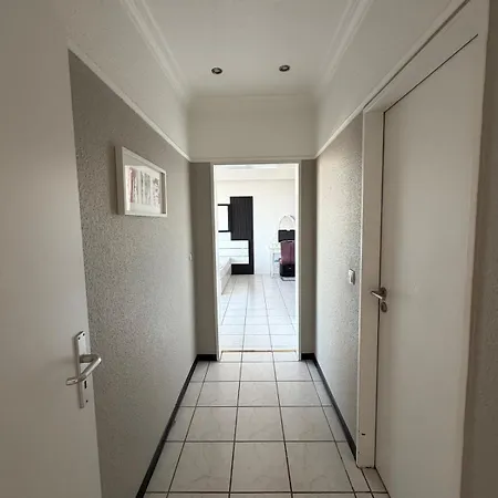 דירה Exklusives Penthouse Duesseldorf 180qm Panorama Sauna Fitness Naehe Duesseldorf Messe Airport Ideal Fuer Gruppen, Shootings, Content Creator ניאוס